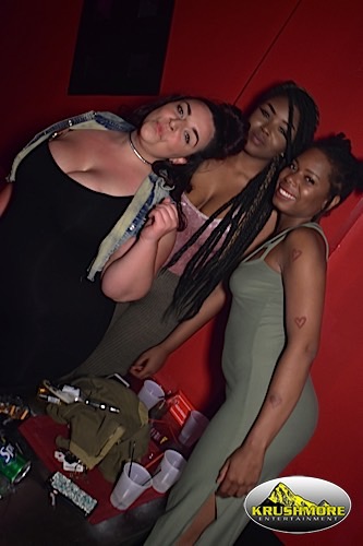 Free Sundays 32