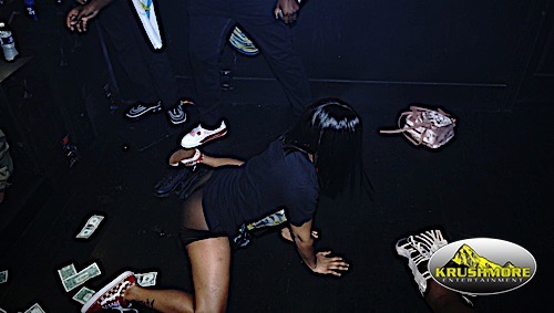 Free Sundays 44