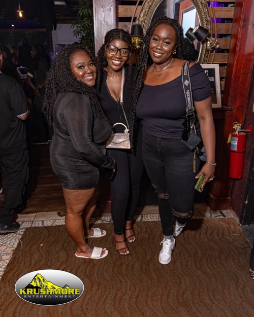fete fridays 102