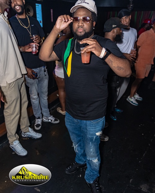 flag party 013