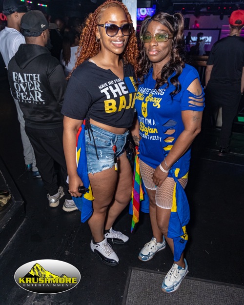 flag party 040