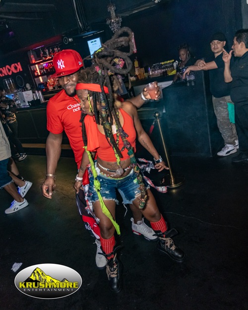 flag party 058