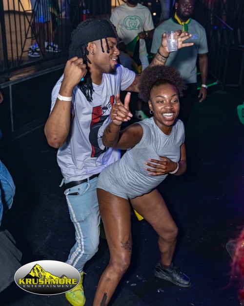 flag party 160