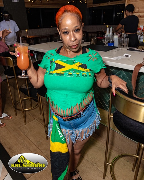 soca queen 003