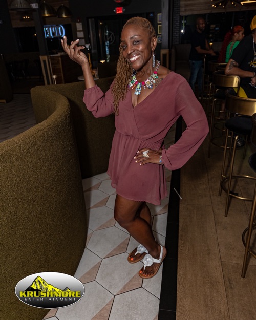 soca queen 023